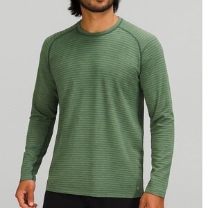 Lululemon Practice Long Sleeve‎ Shirt XL Green Striped Seamless Tech Fit Mens